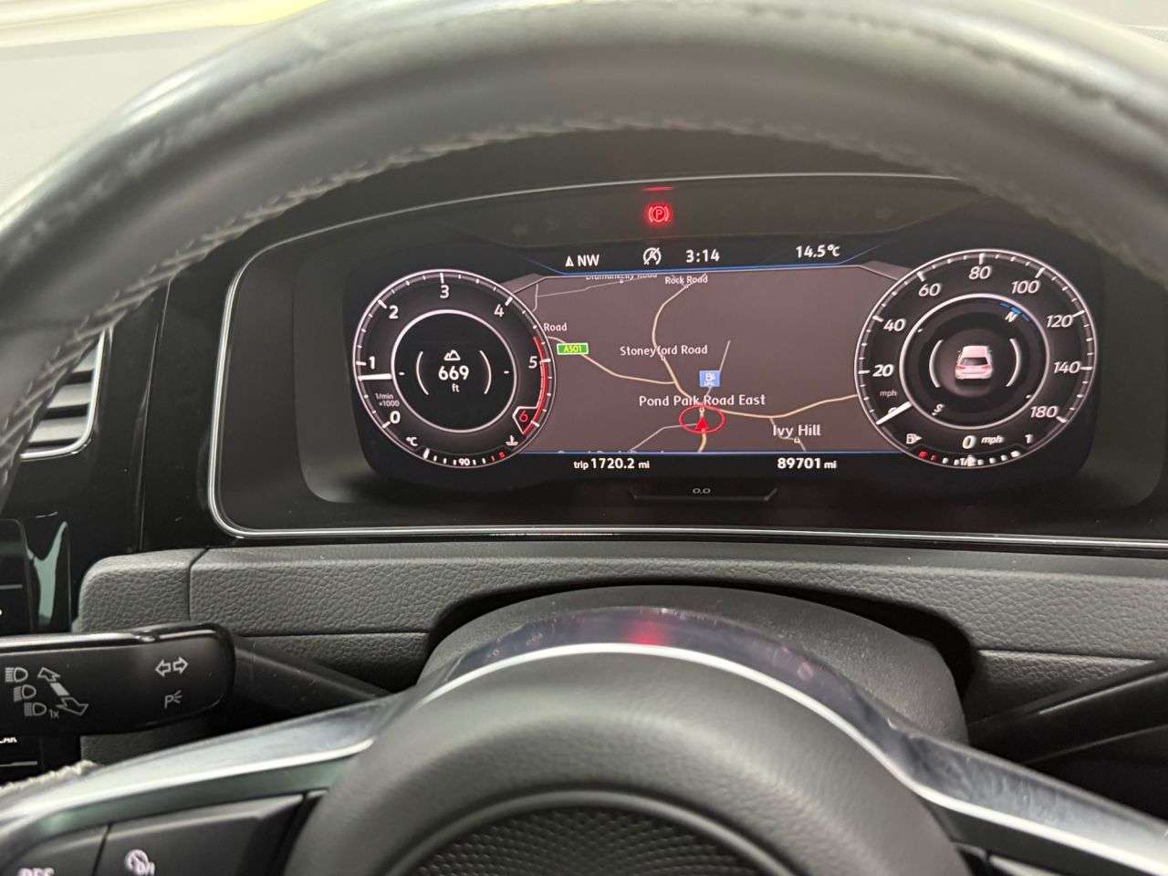 null VOLKSWAGEN GOLF null VOLKSWAGEN GOLF