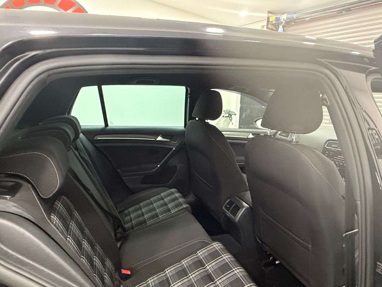 null VOLKSWAGEN GOLF null VOLKSWAGEN GOLF