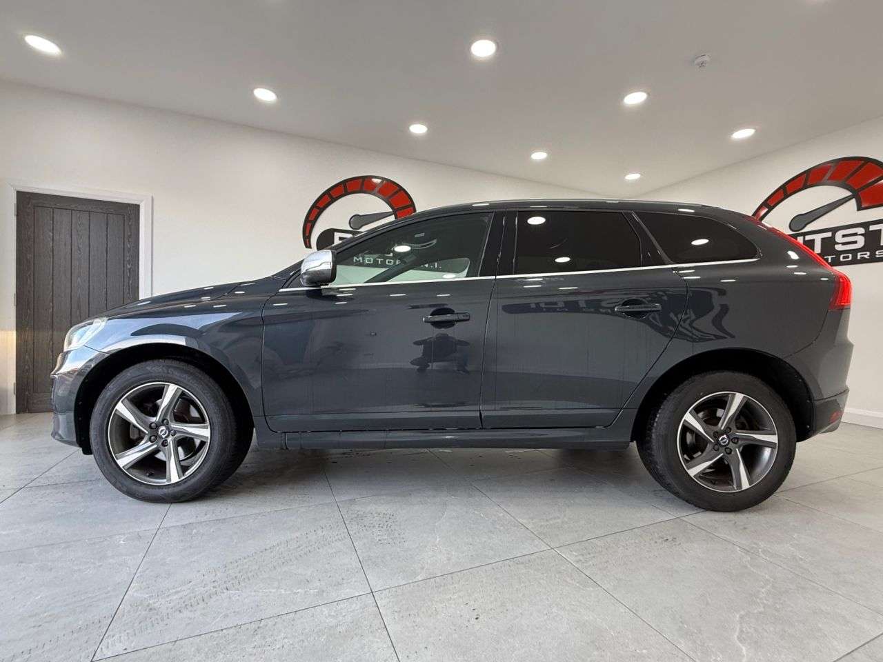 2016 VOLVO XC60 2016 VOLVO XC60