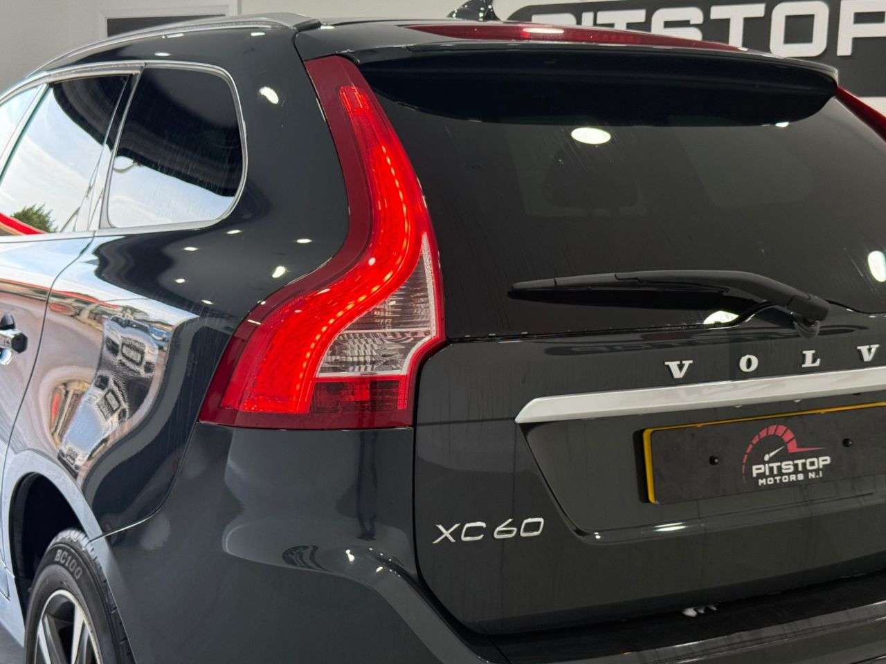 2016 VOLVO XC60 2016 VOLVO XC60