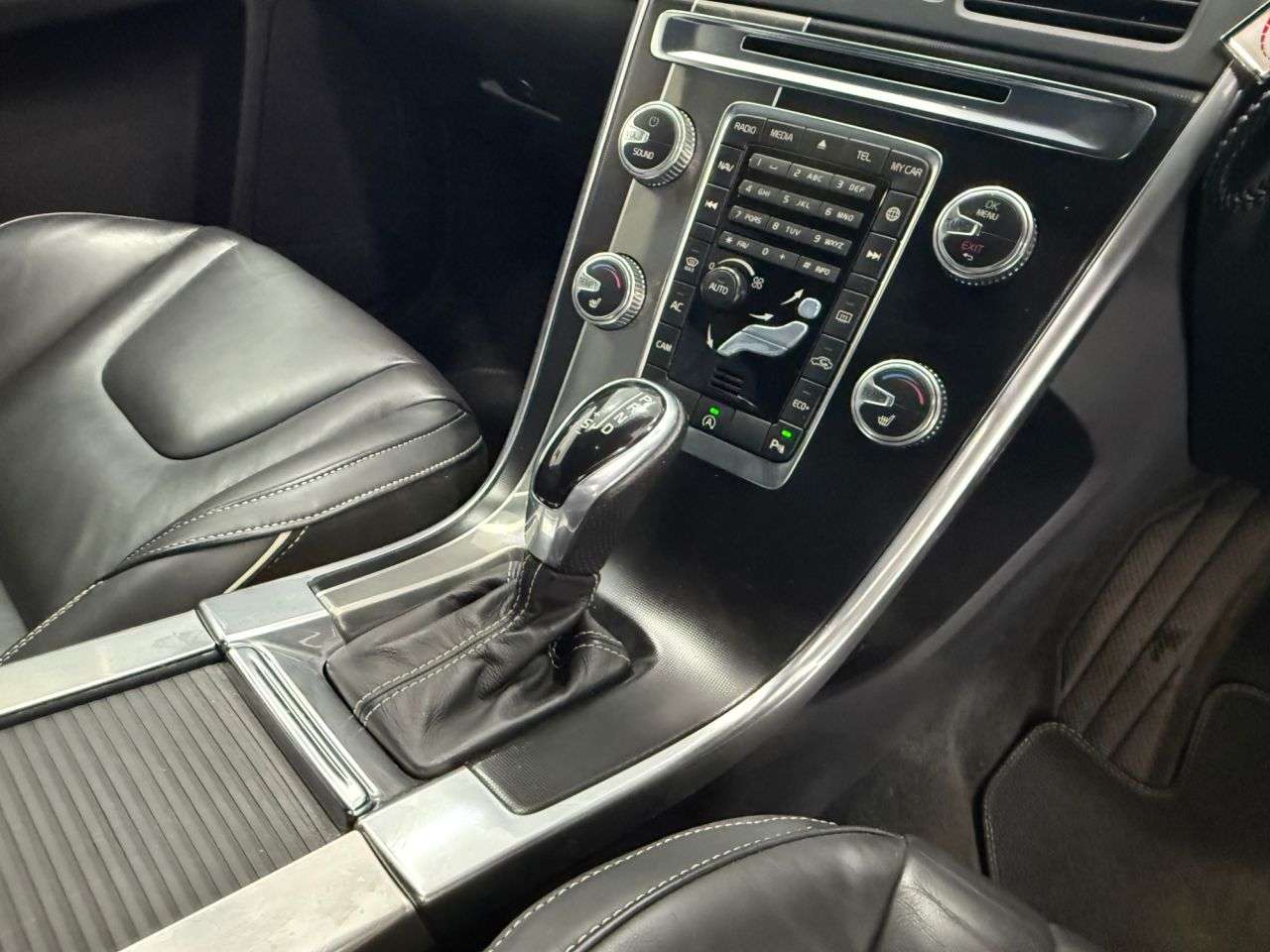 2016 VOLVO XC60 2016 VOLVO XC60