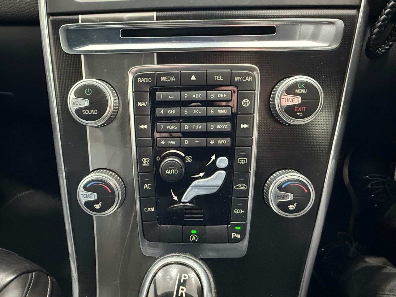 2016 VOLVO XC60 2016 VOLVO XC60