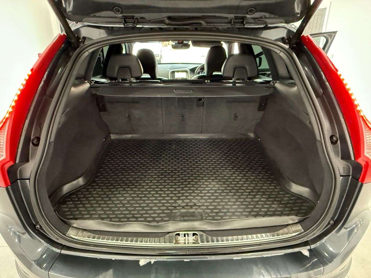 2016 VOLVO XC60 2016 VOLVO XC60