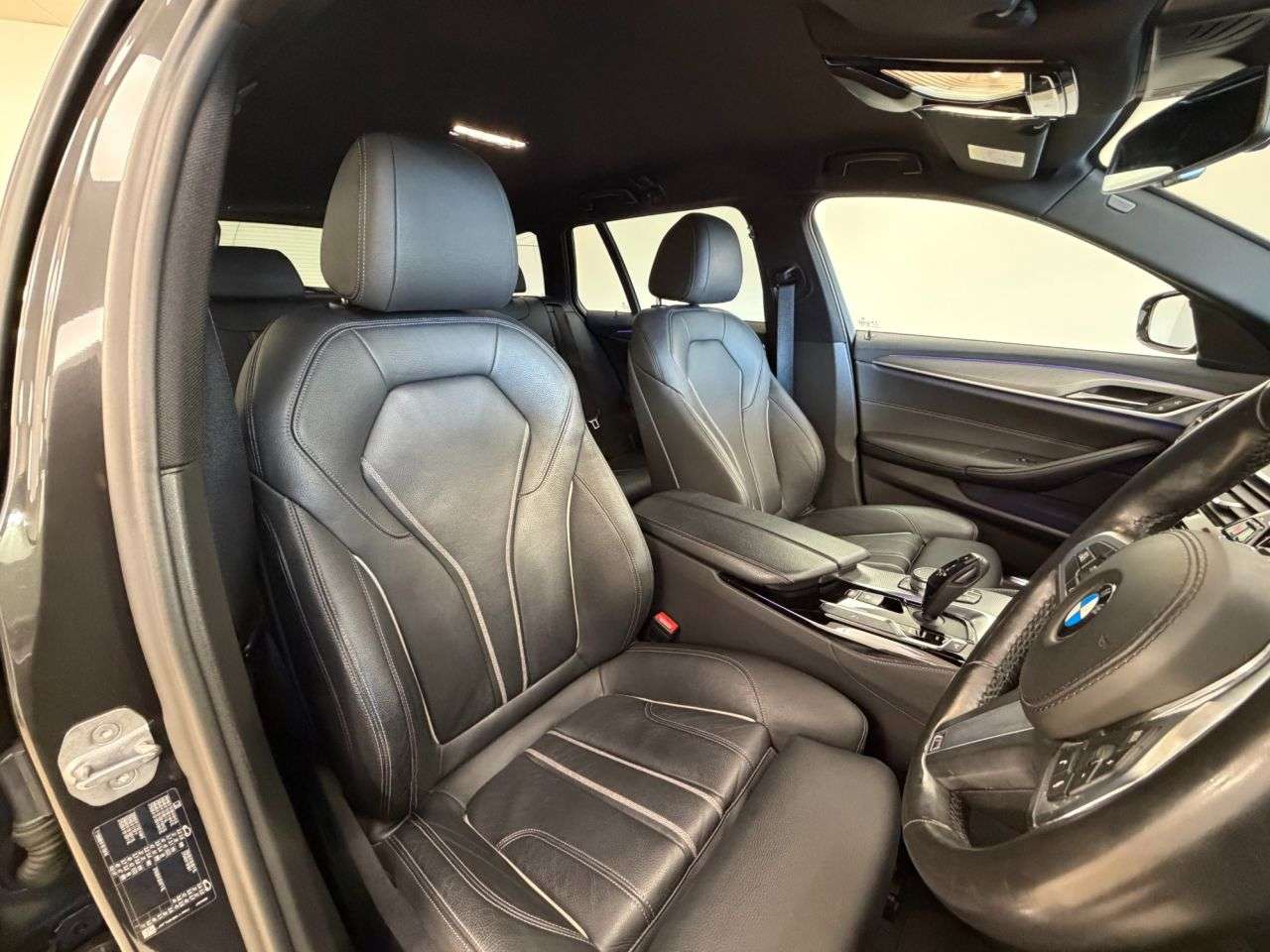 2019 BMW 5 SERIES 2019 BMW 5 SERIES