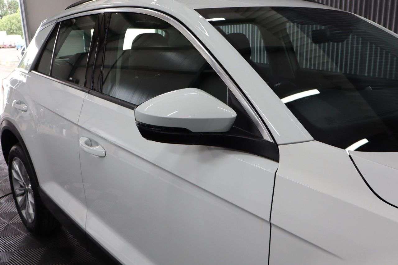 2020 VOLKSWAGEN T-ROC 2020 VOLKSWAGEN T-ROC