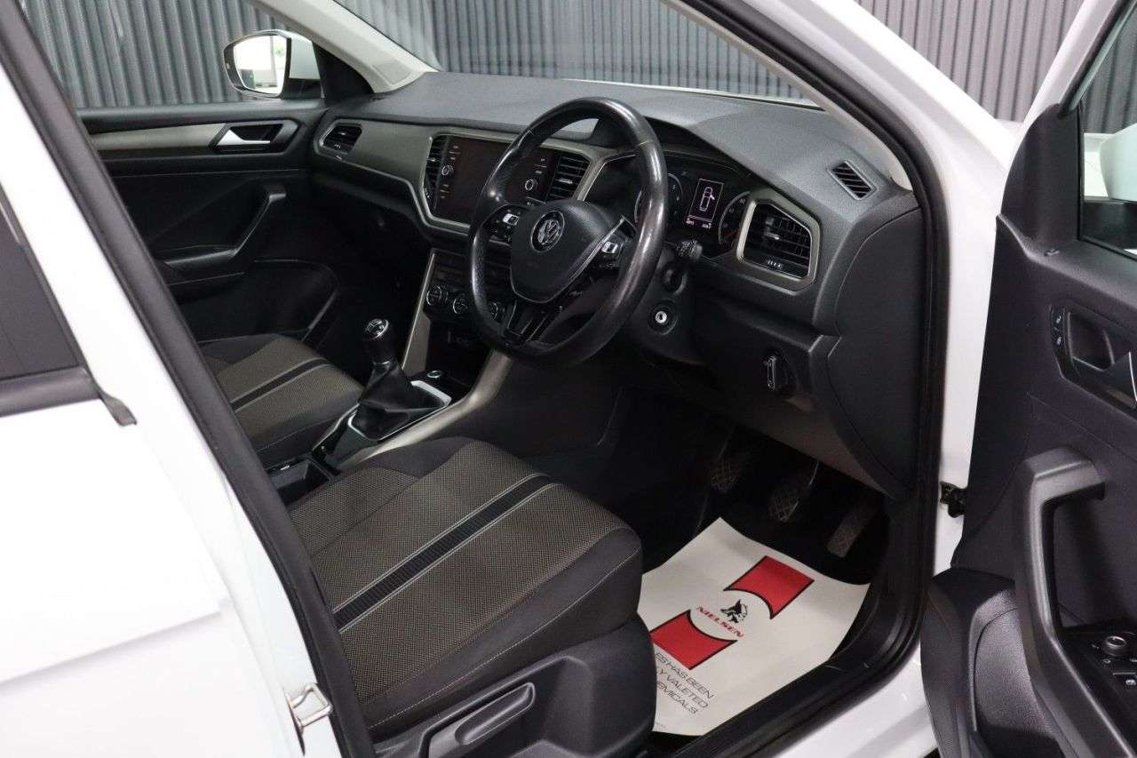 2020 VOLKSWAGEN T-ROC 2020 VOLKSWAGEN T-ROC