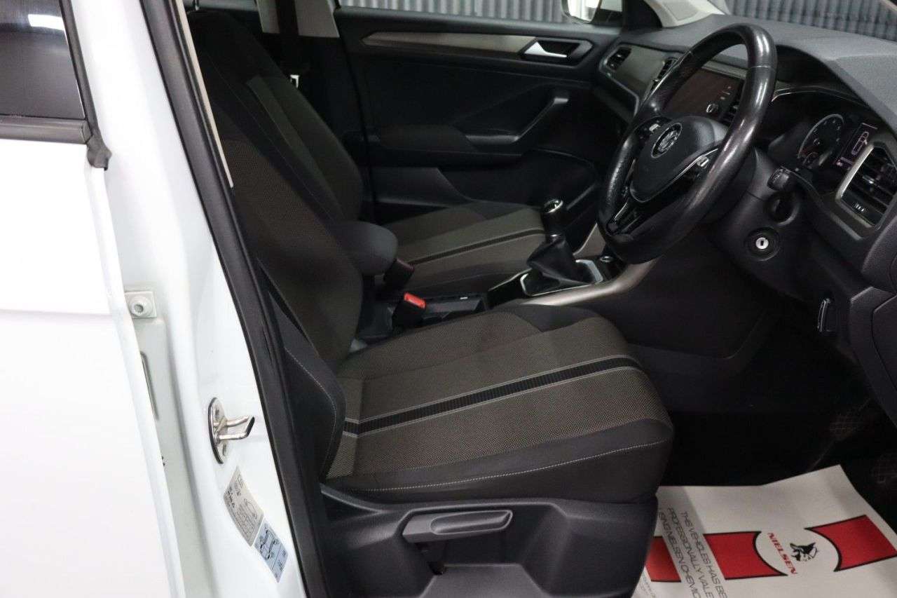 2020 VOLKSWAGEN T-ROC 2020 VOLKSWAGEN T-ROC