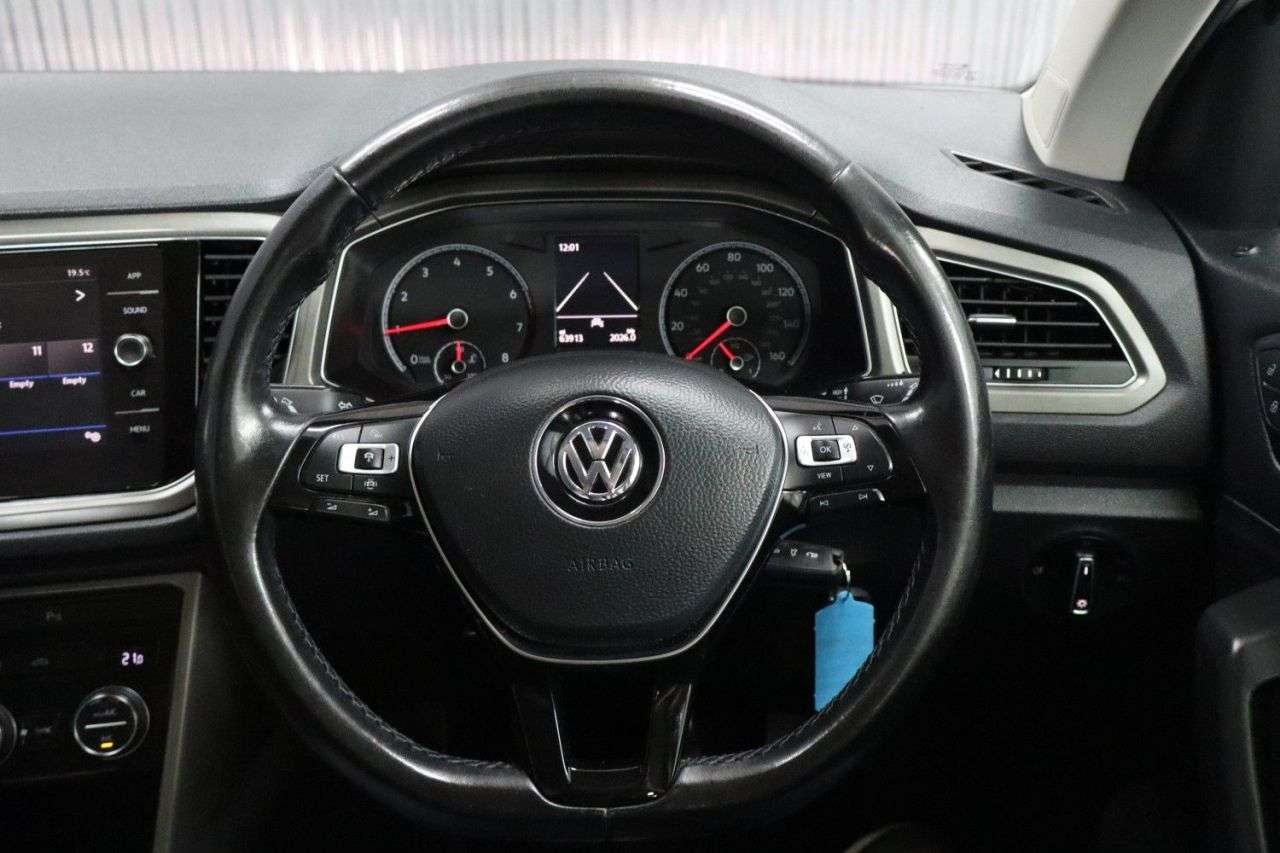 2020 VOLKSWAGEN T-ROC 2020 VOLKSWAGEN T-ROC