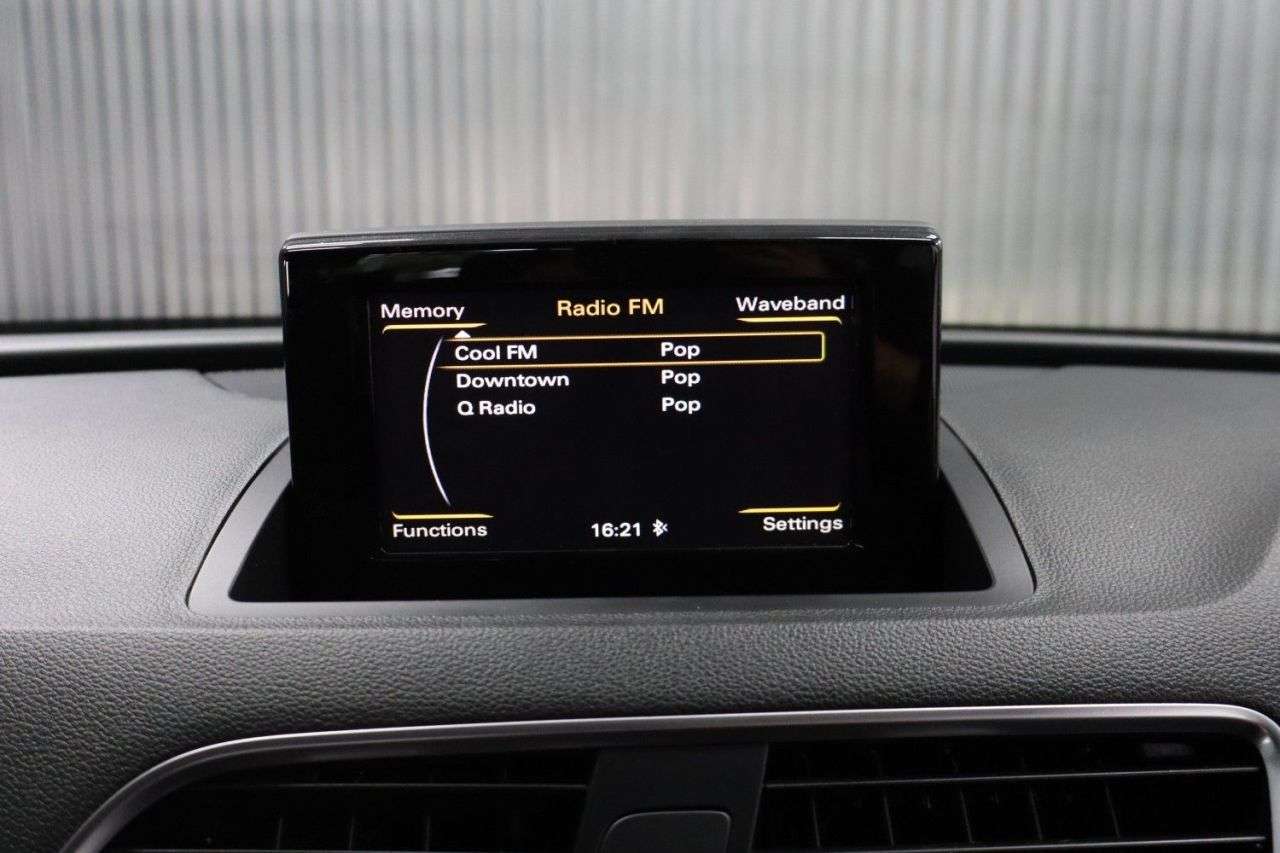 2015 AUDI Q3 2015 AUDI Q3