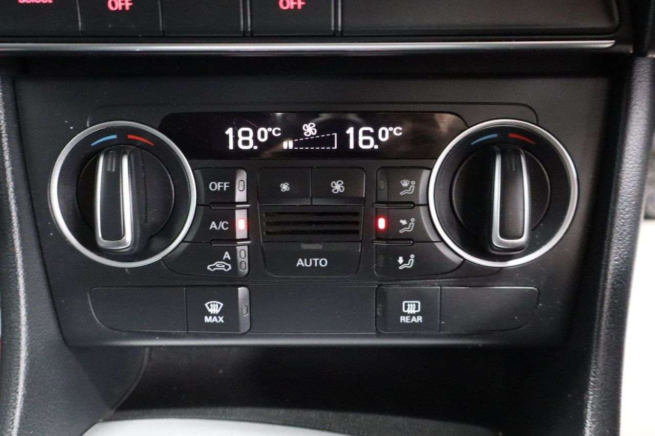 2015 AUDI Q3 2015 AUDI Q3