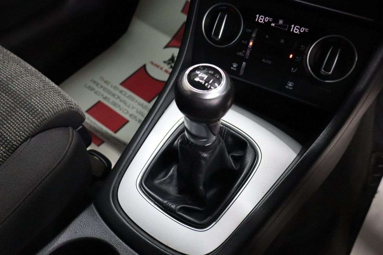 2015 AUDI Q3 2015 AUDI Q3