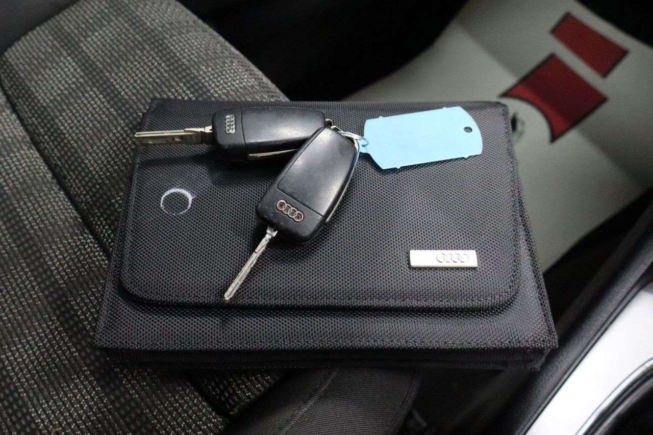 2015 AUDI Q3 2015 AUDI Q3