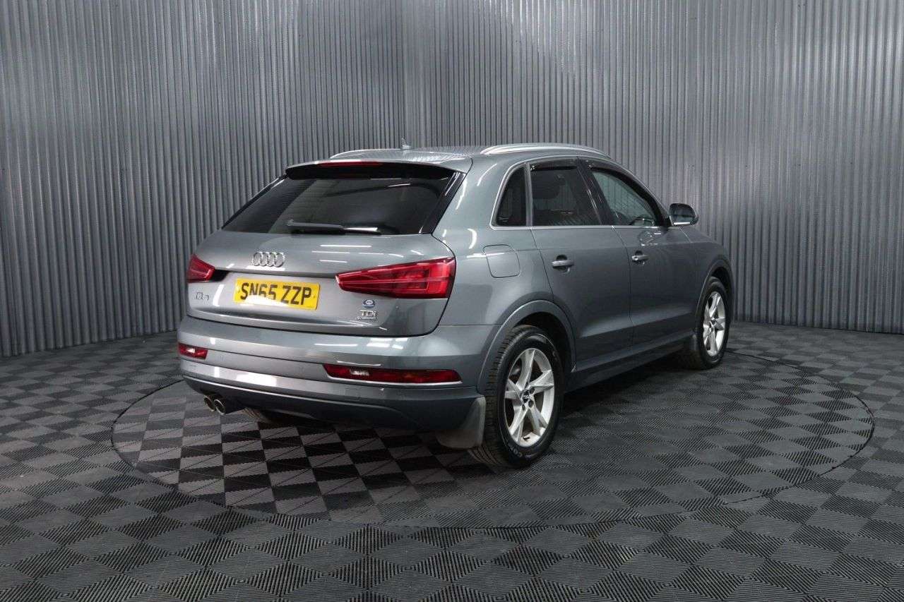 2015 AUDI Q3 2015 AUDI Q3