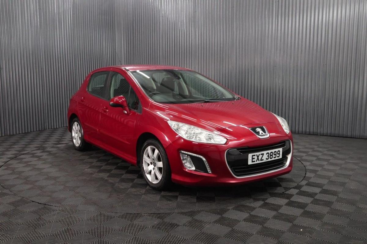 Check out this Peugeot 308 2013 Diesel Manual