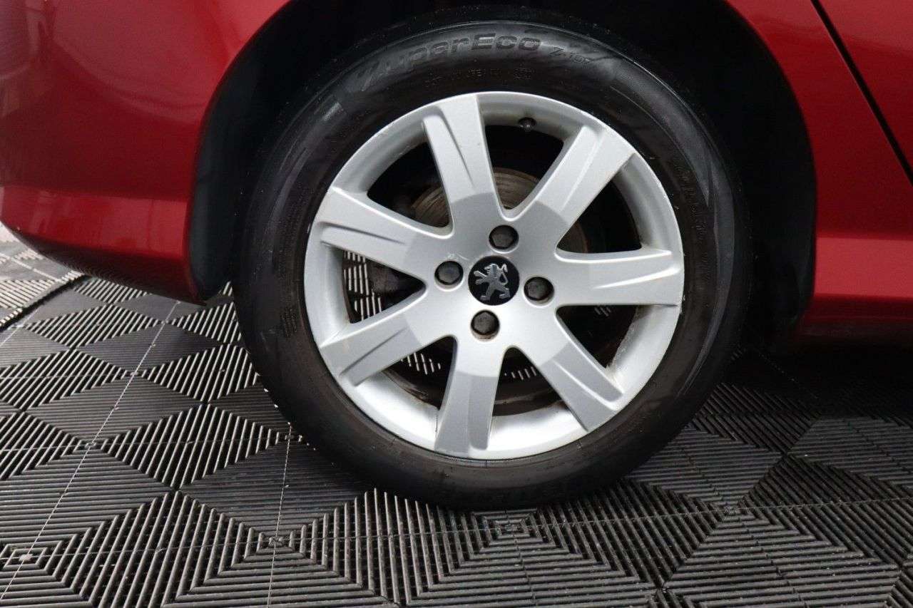 2013 PEUGEOT 308 2013 PEUGEOT 308