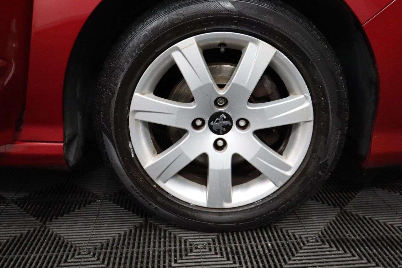 2013 PEUGEOT 308 2013 PEUGEOT 308