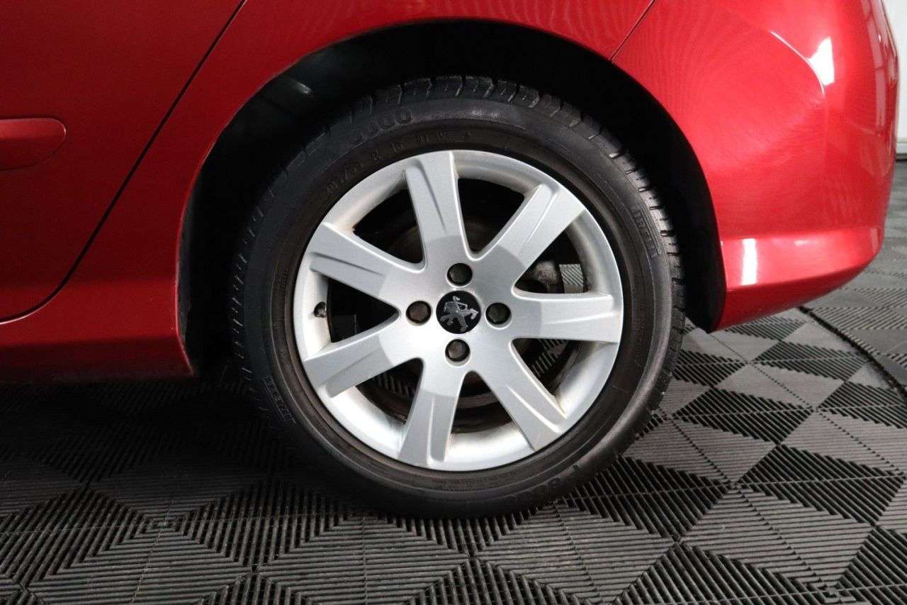 2013 PEUGEOT 308 2013 PEUGEOT 308