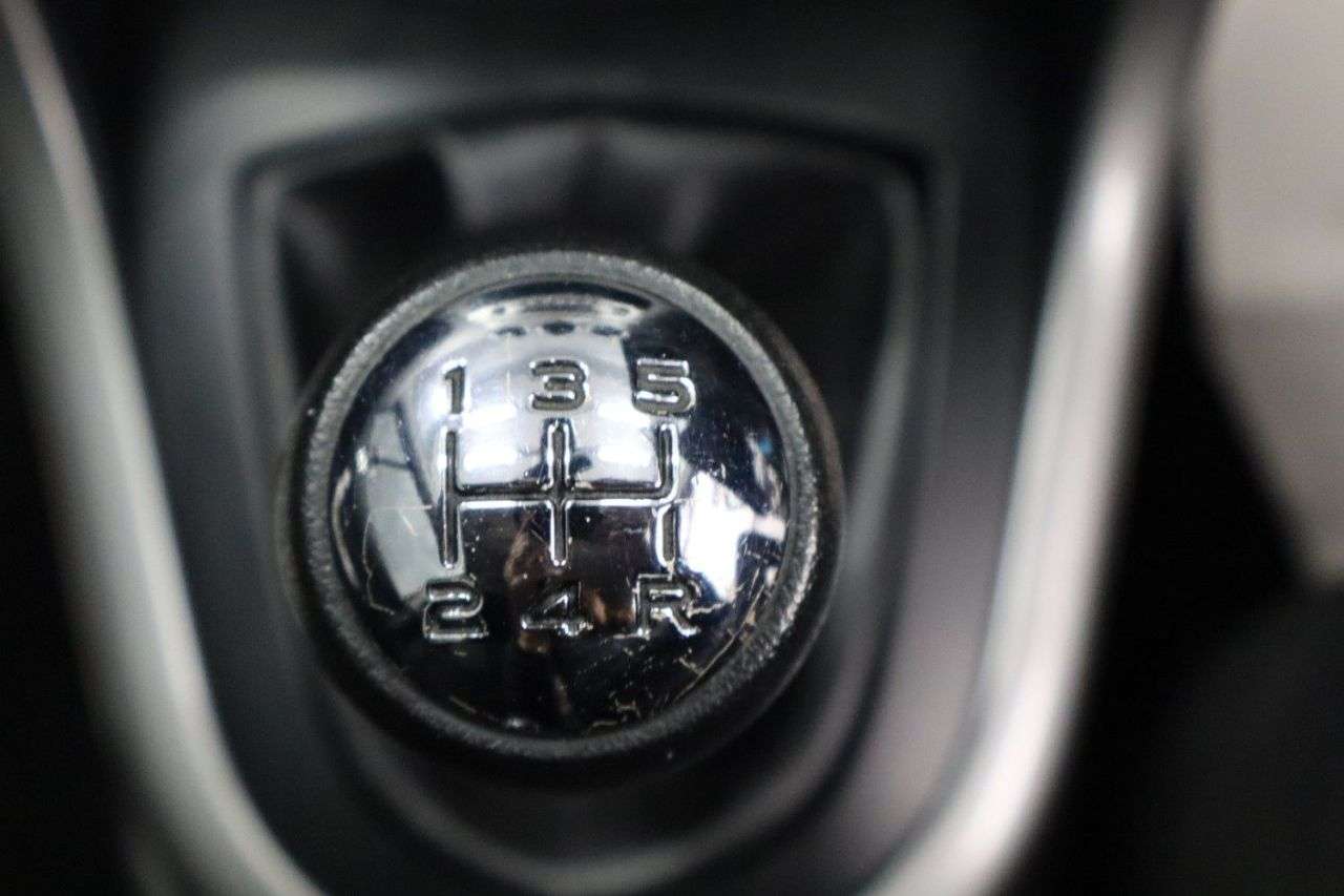 2013 PEUGEOT 308 2013 PEUGEOT 308