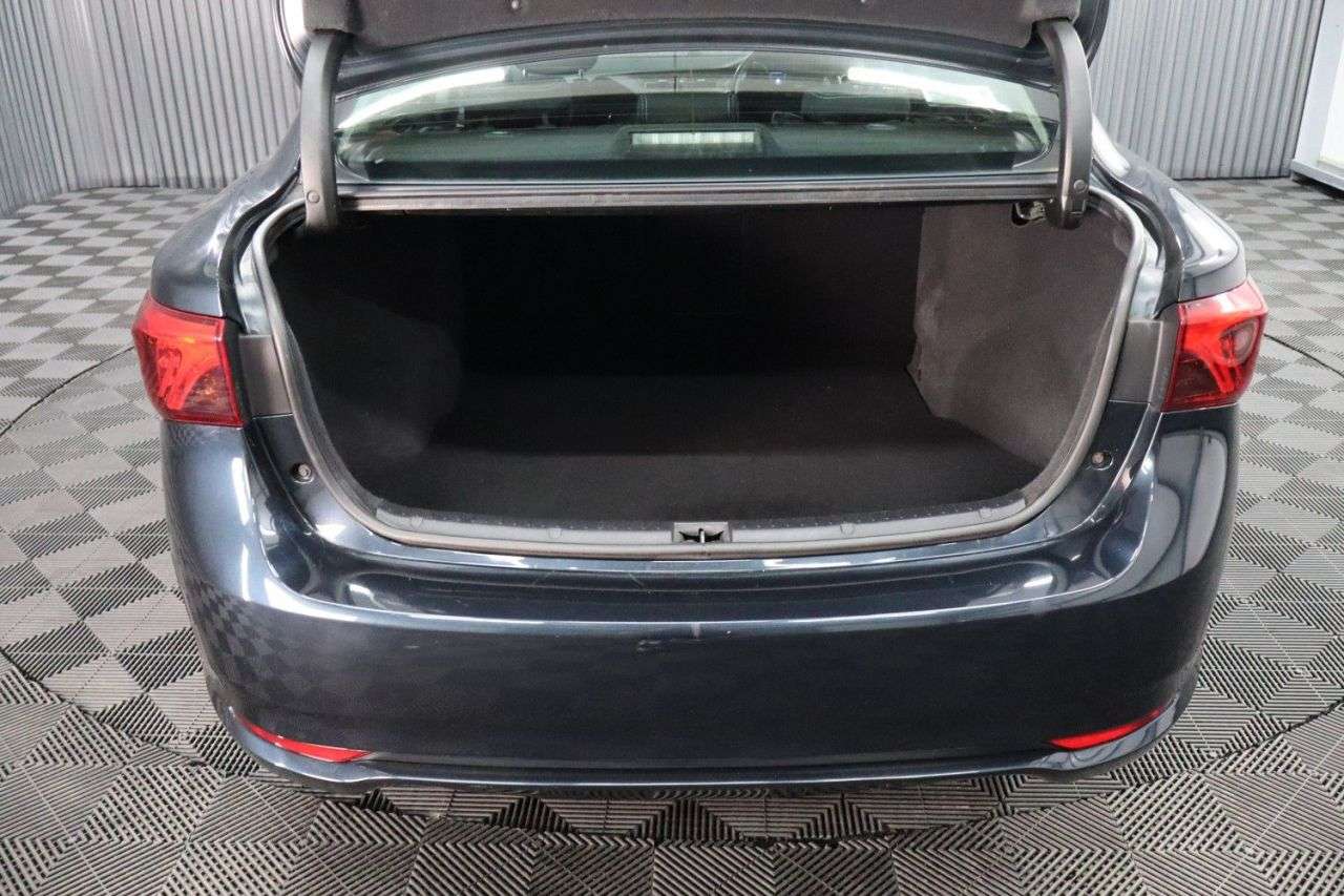 2017 TOYOTA AVENSIS 2017 TOYOTA AVENSIS