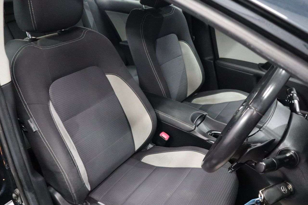 2017 TOYOTA AVENSIS 2017 TOYOTA AVENSIS