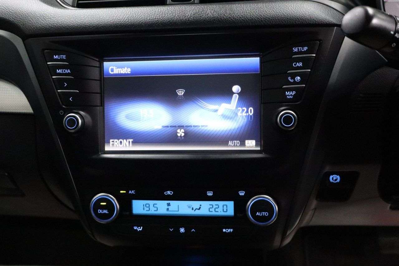 2017 TOYOTA AVENSIS 2017 TOYOTA AVENSIS