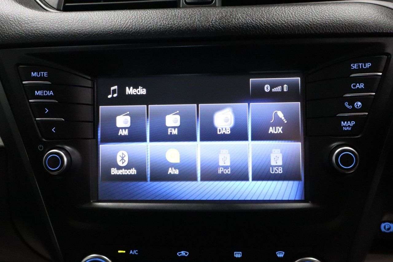 2017 TOYOTA AVENSIS 2017 TOYOTA AVENSIS