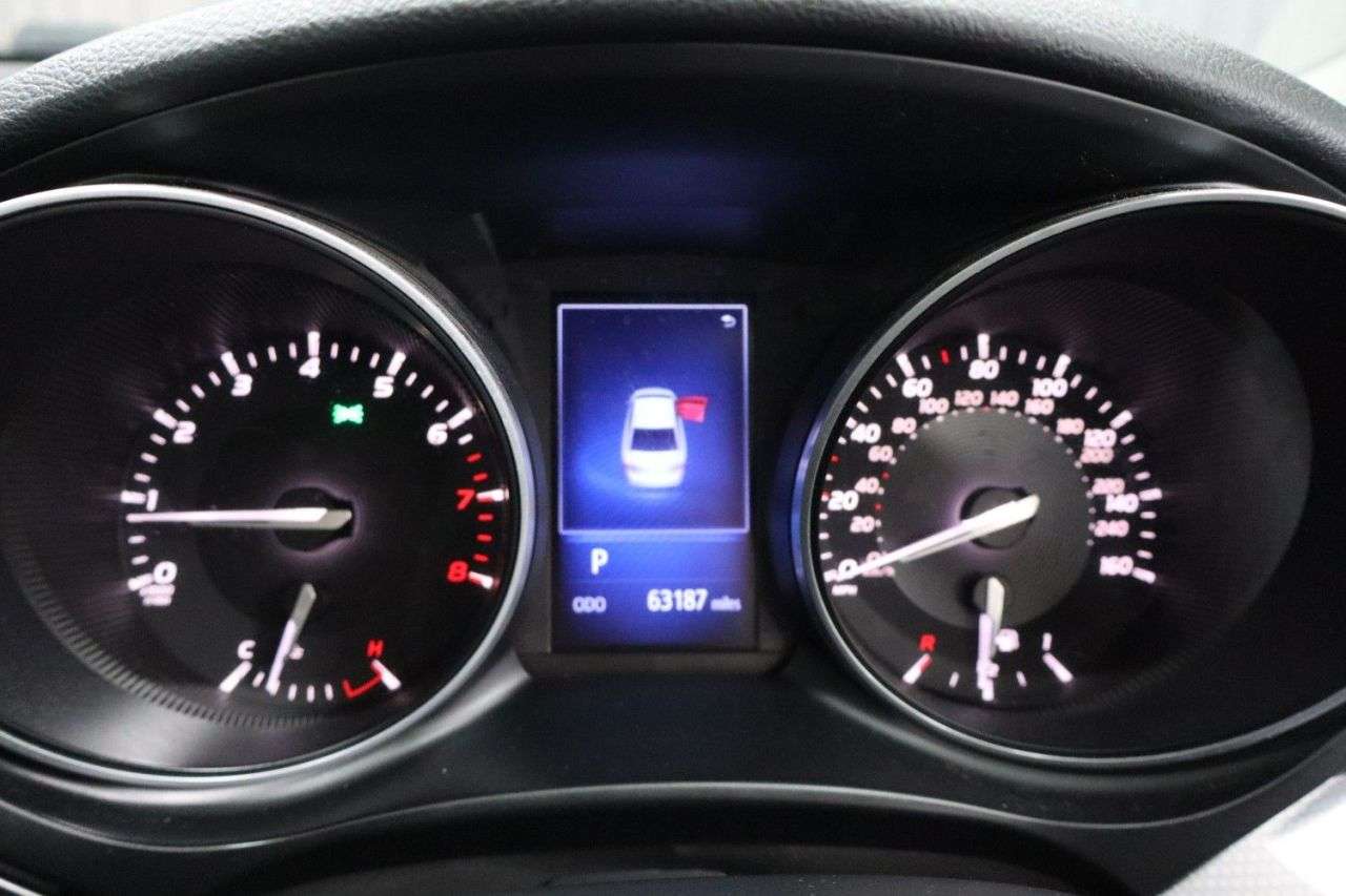 2017 TOYOTA AVENSIS 2017 TOYOTA AVENSIS