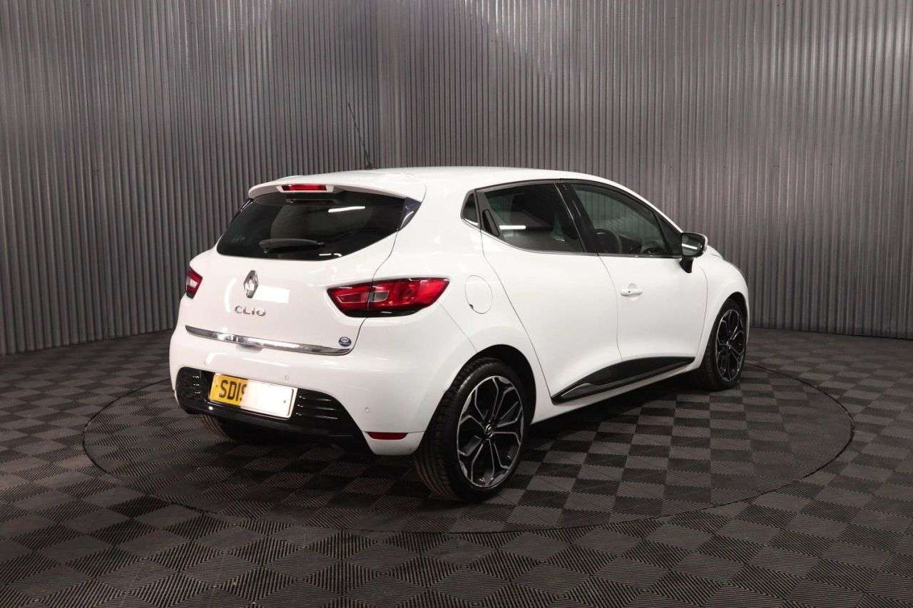 2019 RENAULT CLIO 2019 RENAULT CLIO