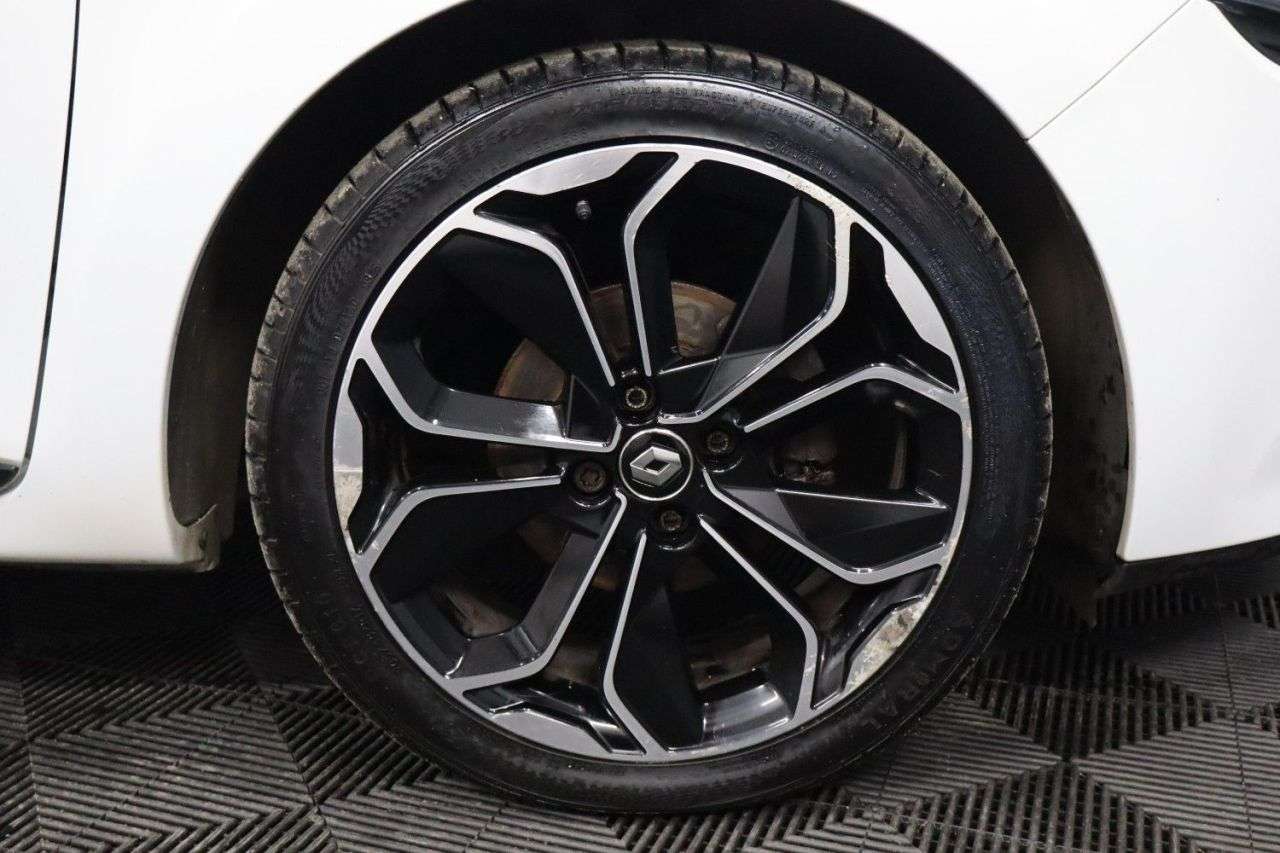 2019 RENAULT CLIO 2019 RENAULT CLIO