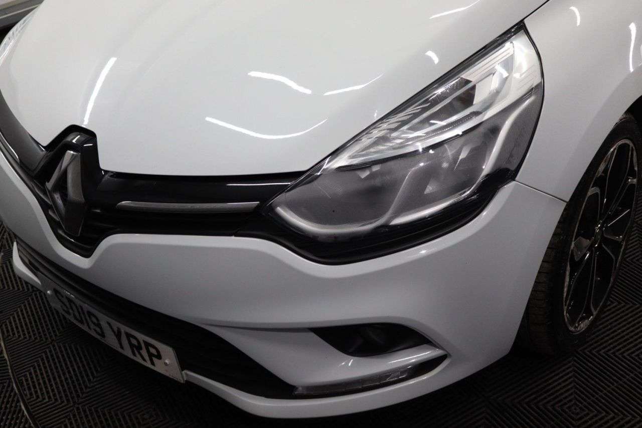2019 RENAULT CLIO 2019 RENAULT CLIO
