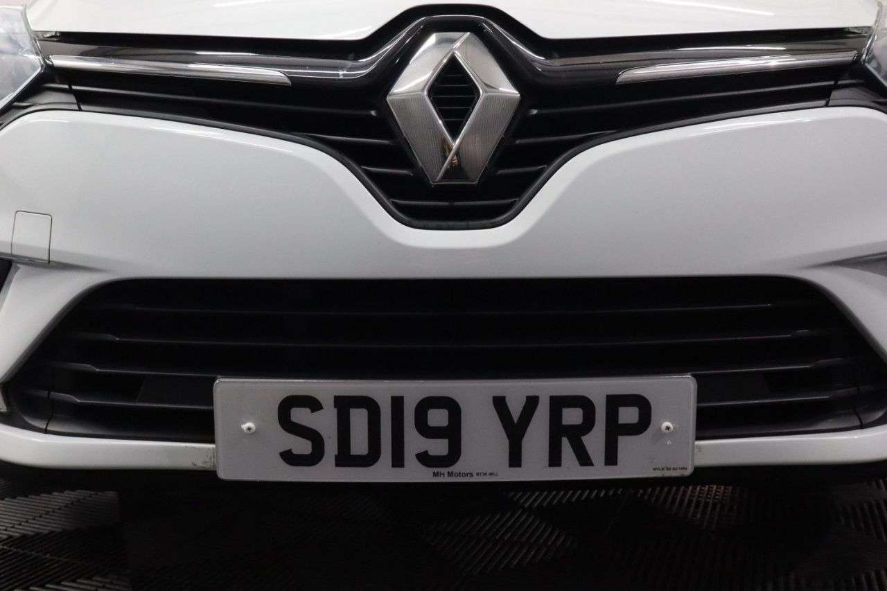 2019 RENAULT CLIO 2019 RENAULT CLIO