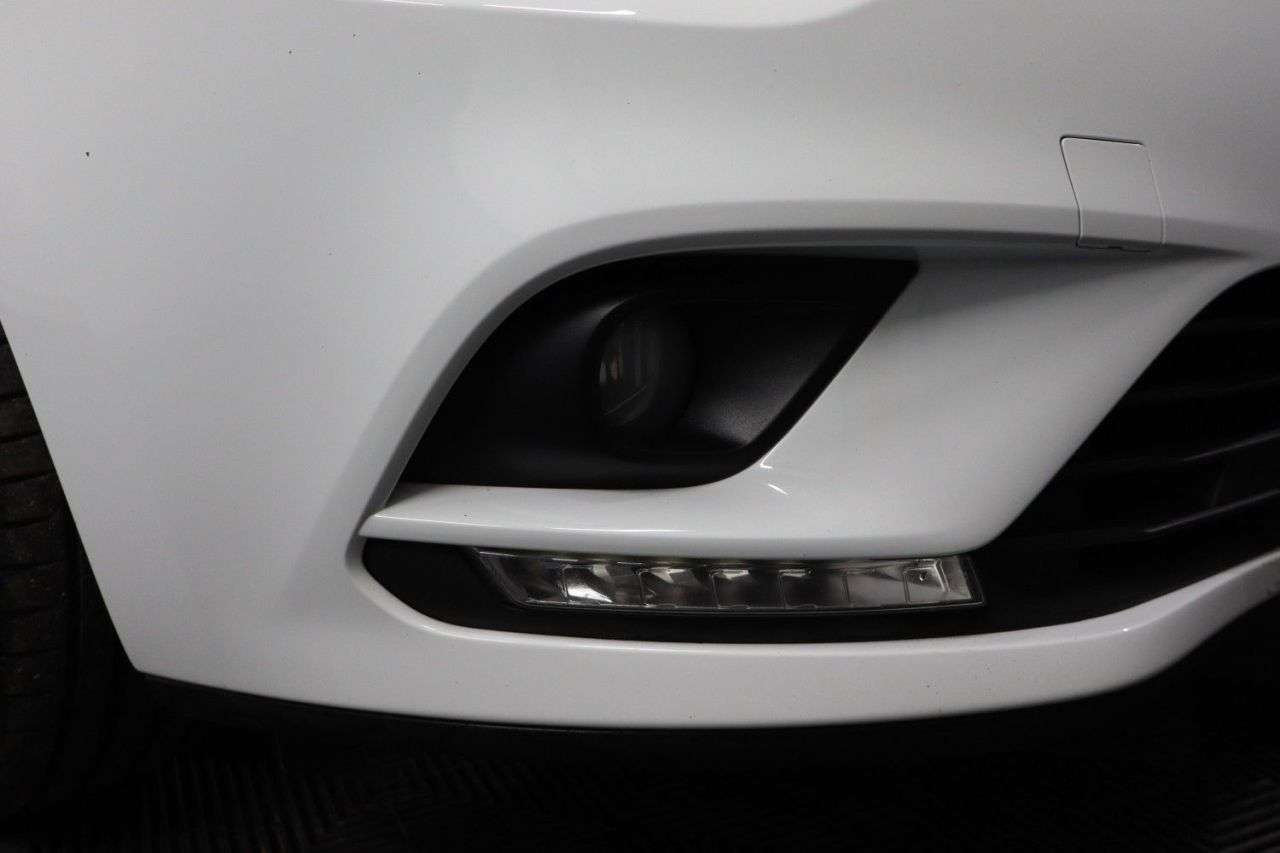 2019 RENAULT CLIO 2019 RENAULT CLIO