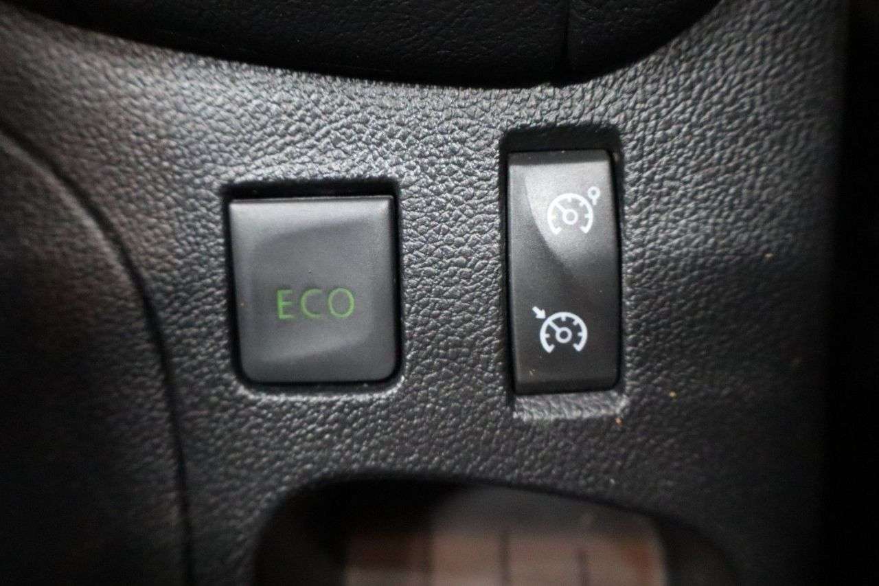 2019 RENAULT CLIO 2019 RENAULT CLIO