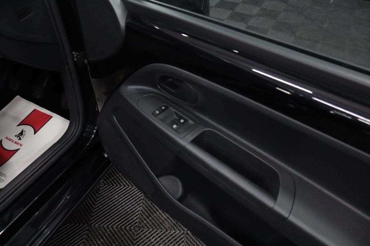 2017 VOLKSWAGEN UP! 2017 VOLKSWAGEN UP!