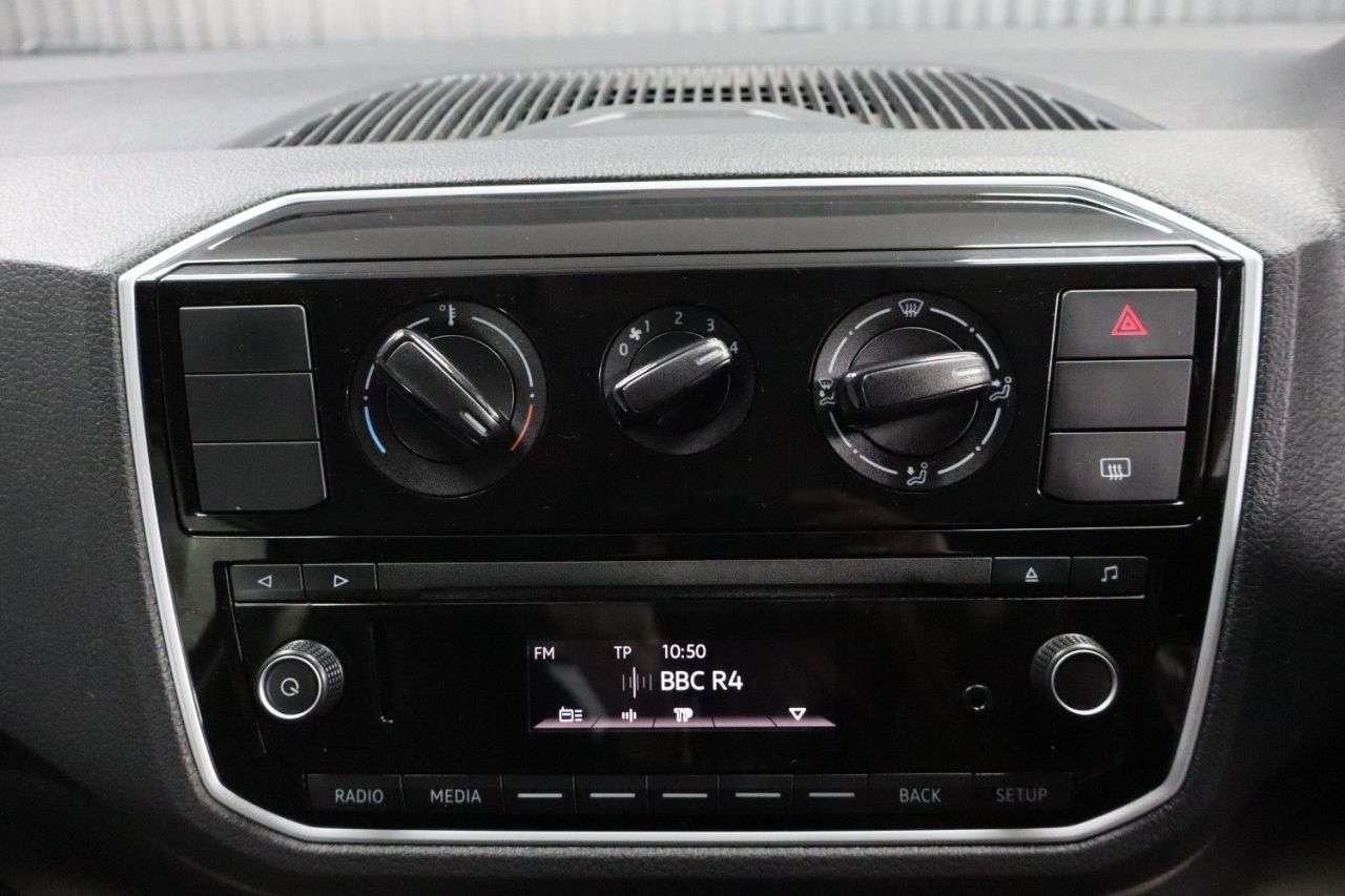 2017 VOLKSWAGEN UP! 2017 VOLKSWAGEN UP!