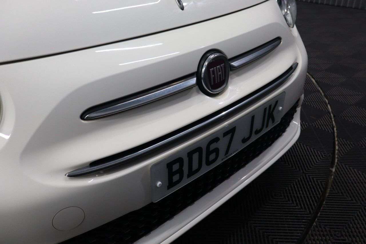 2017 FIAT 500 2017 FIAT 500