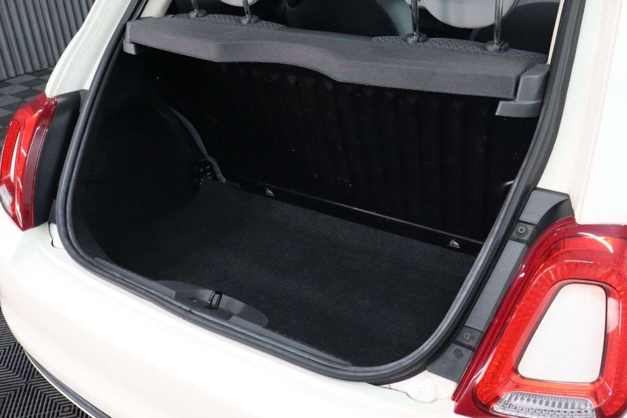 2017 FIAT 500 2017 FIAT 500