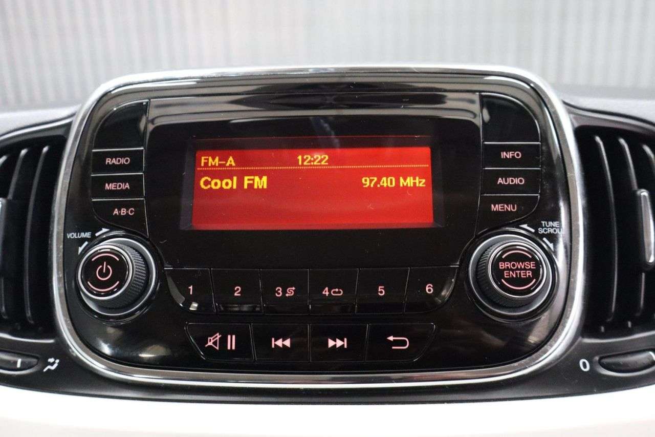 2017 FIAT 500 2017 FIAT 500