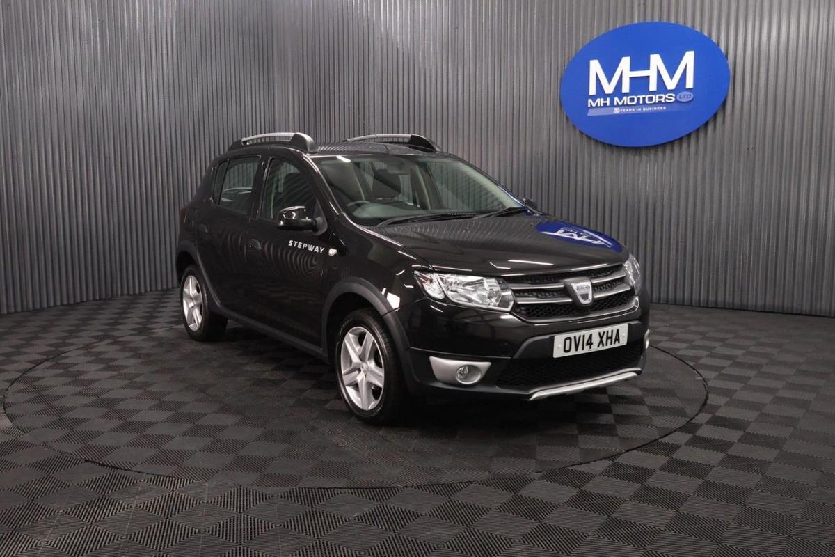 Check out this Dacia Sandero Stepway 2014 Diesel Manual