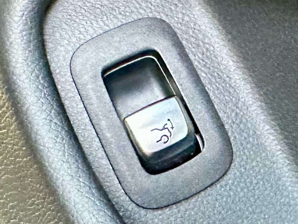 2017 MERCEDES-BENZ C-CLASS 2017 MERCEDES-BENZ C-CLASS