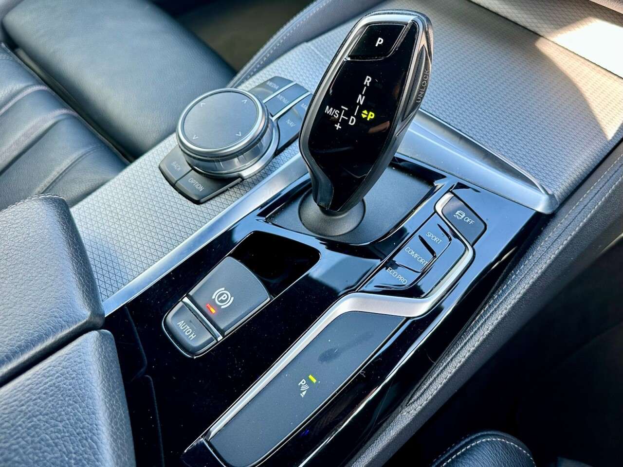 2019 BMW 5 SERIES 2019 BMW 5 SERIES