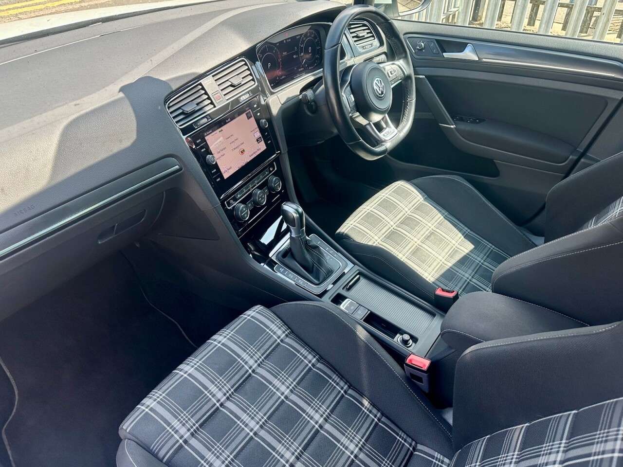 2018 VOLKSWAGEN GOLF 2018 VOLKSWAGEN GOLF