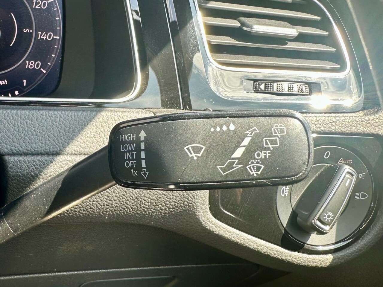 2018 VOLKSWAGEN GOLF 2018 VOLKSWAGEN GOLF