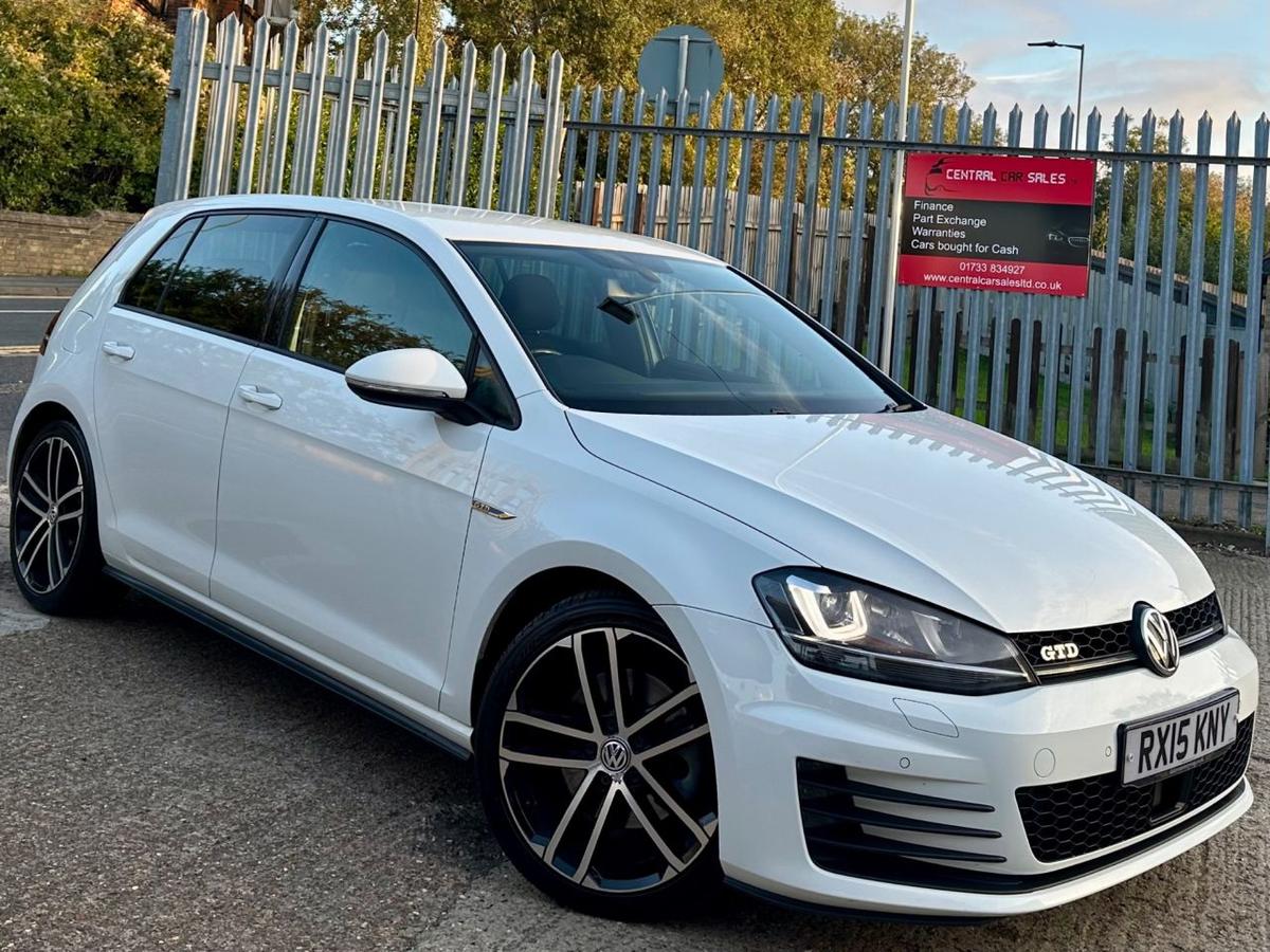 Check out this Volkswagen Golf 2015 Diesel Automatic