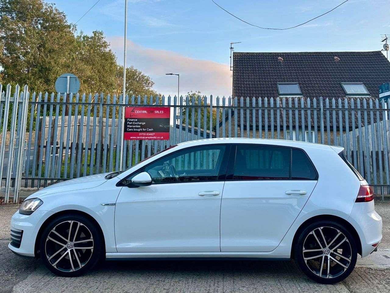 2015 VOLKSWAGEN GOLF 2015 VOLKSWAGEN GOLF
