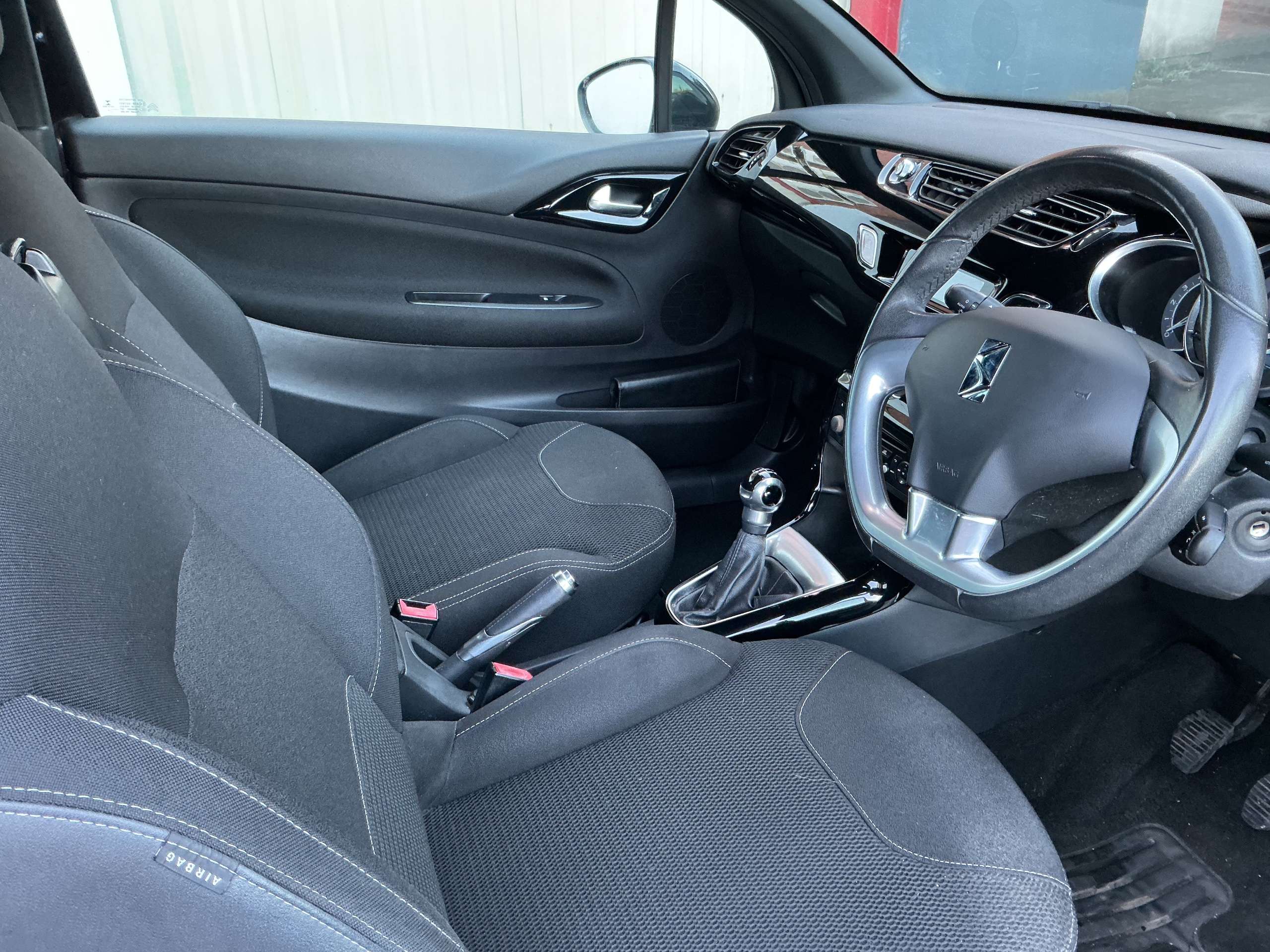 2014 CITROEN DS3 CABRIO 2014 CITROEN DS3 CABRIO