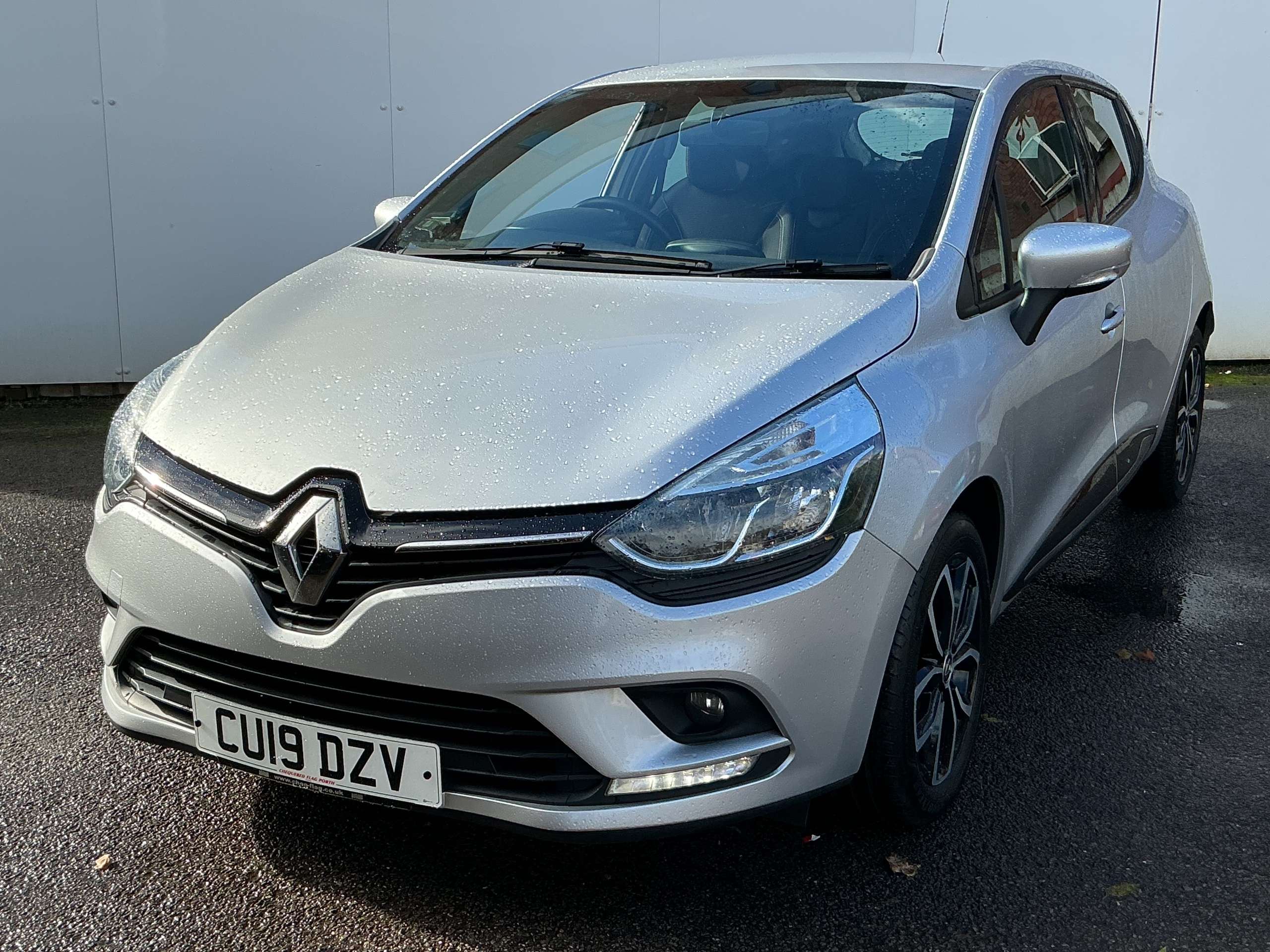2019 RENAULT CLIO 2019 RENAULT CLIO
