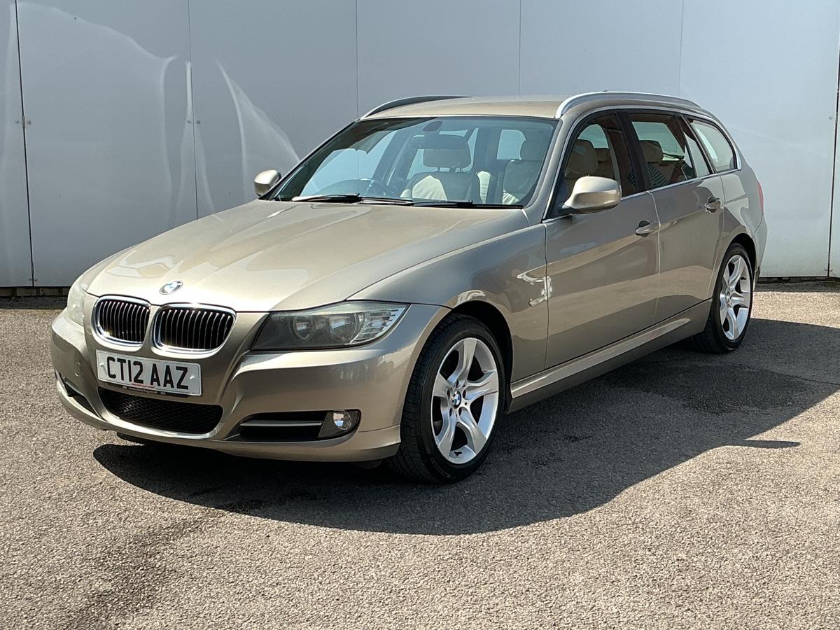 Check out this BMW 3 Series 2012 Diesel Manual