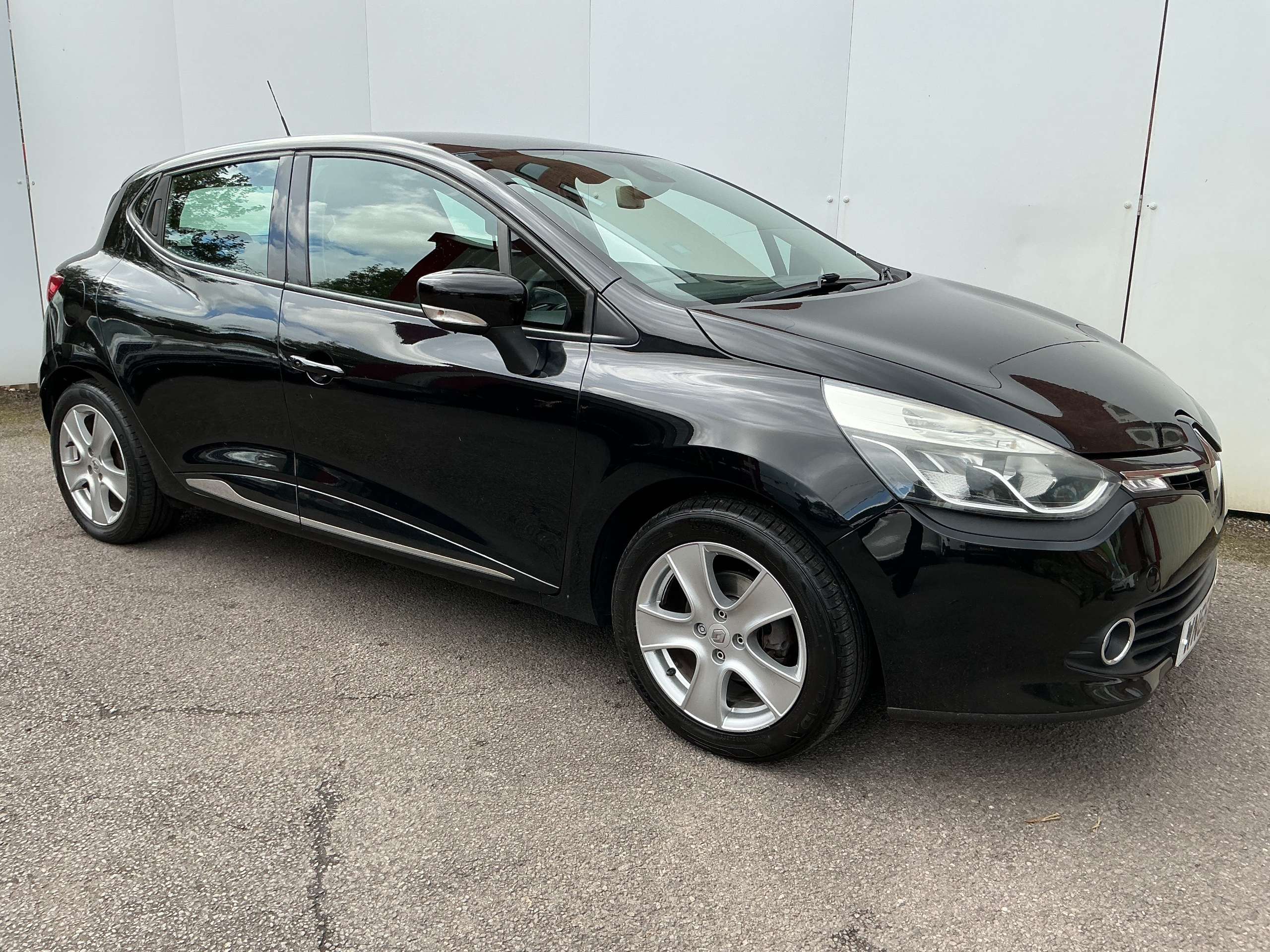 2016 RENAULT CLIO 2016 RENAULT CLIO