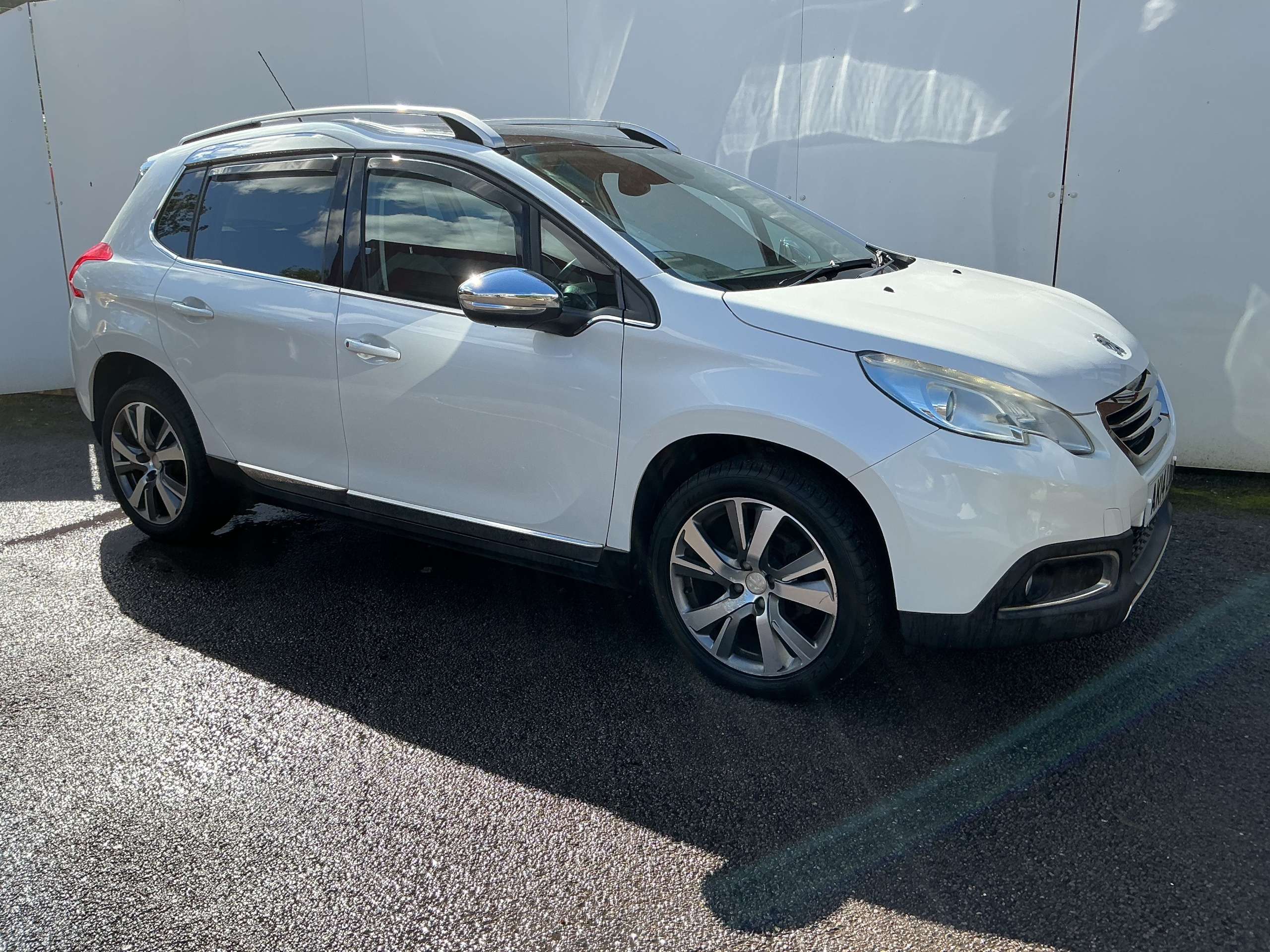 2014 PEUGEOT 2008 2014 PEUGEOT 2008